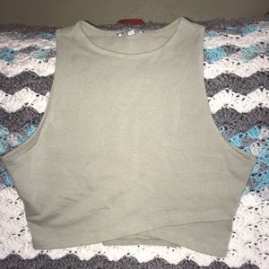 Crop top